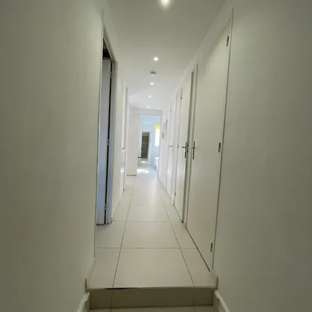 Renovated Centre Banane Balcon شقة كان