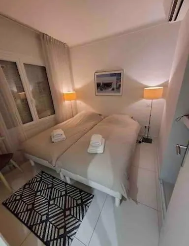 Renovated Centre Banane Balcon 아파트