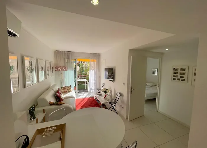 아파트 Renovated Centre Banane Balcon