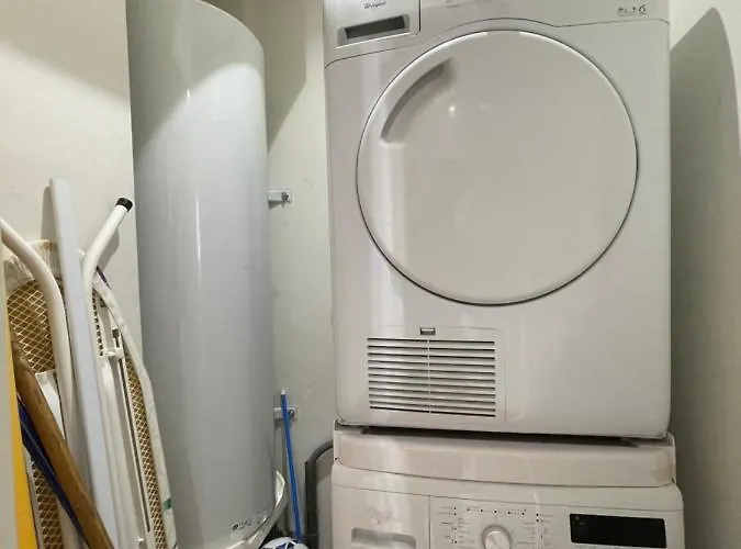 Renovated Centre Banane Balcon 아파트 *